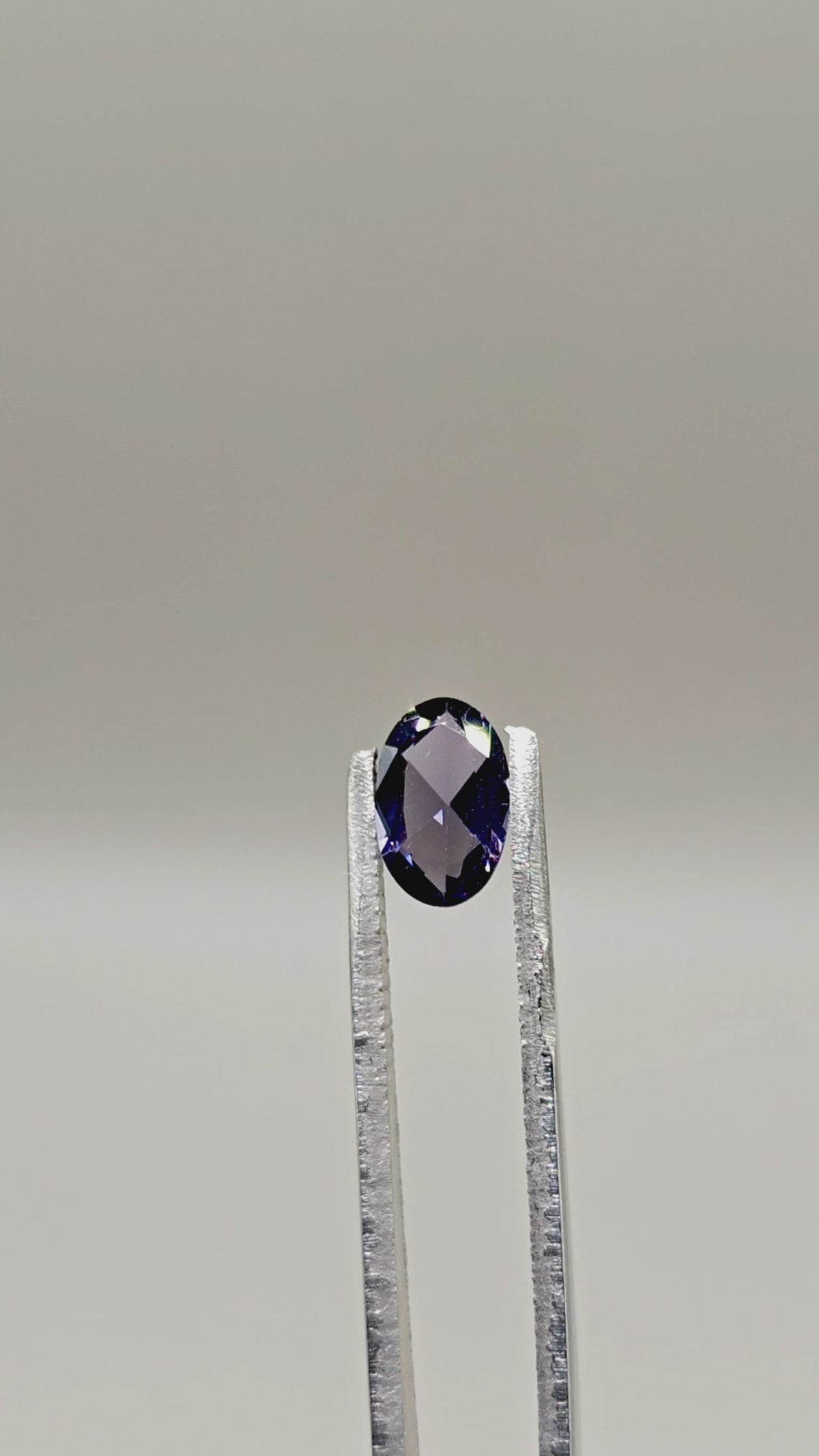 Natürlicher Spinell 1,22 ct Oval