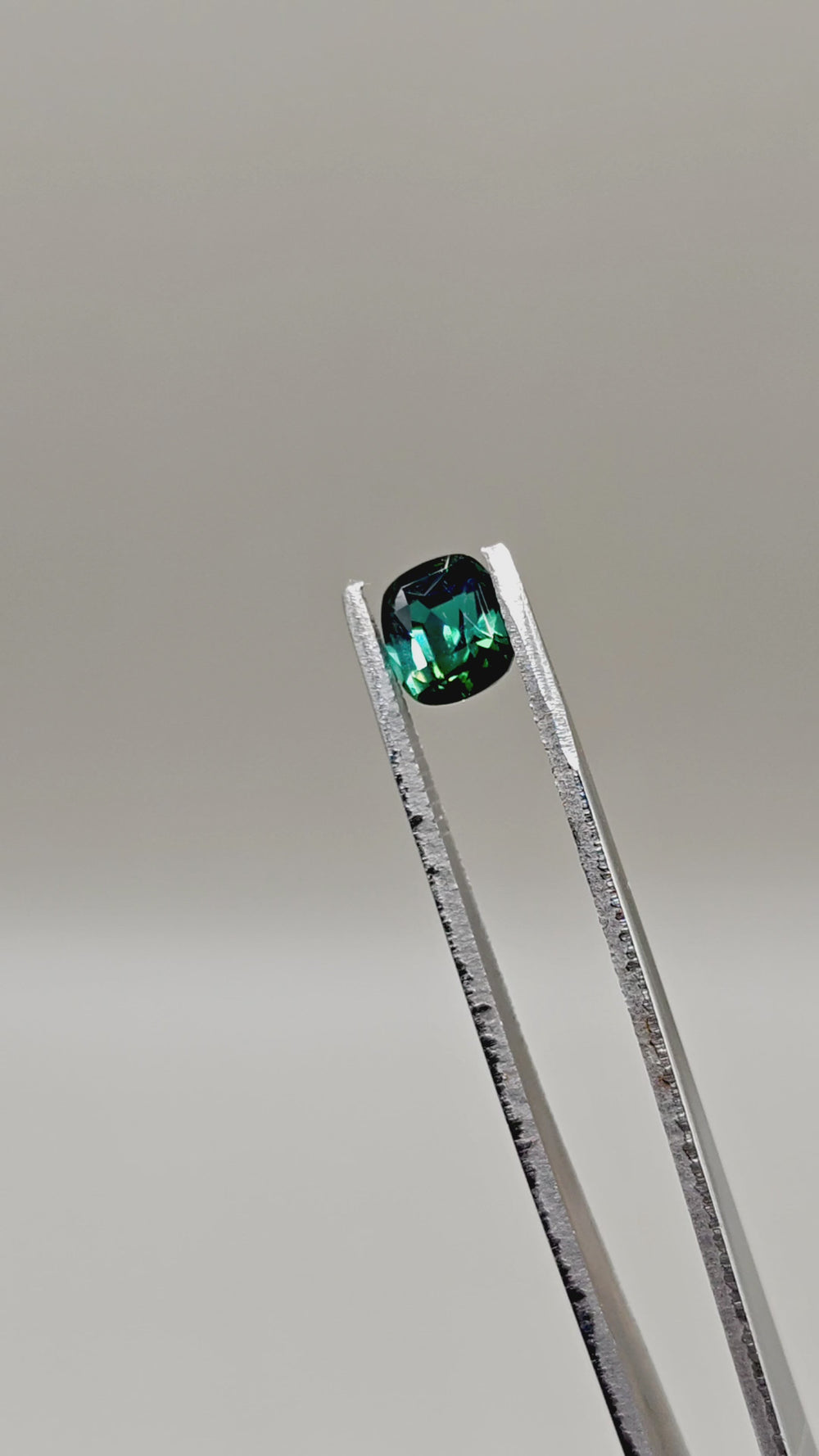 Naturlig turmalin — 1,85 ct — Åttkantig