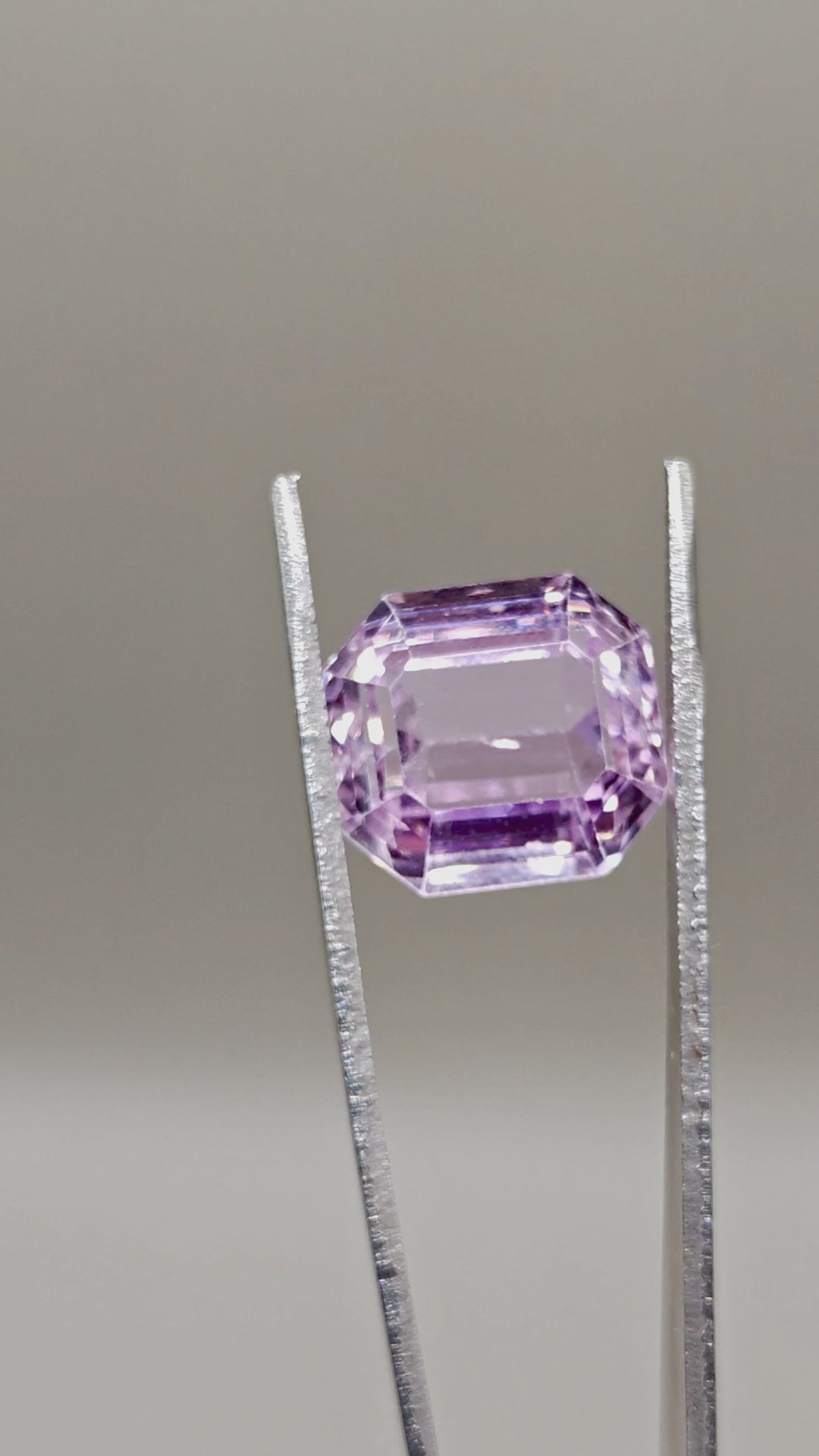 Naturlig kunzit 19,45 ct Åttkantig