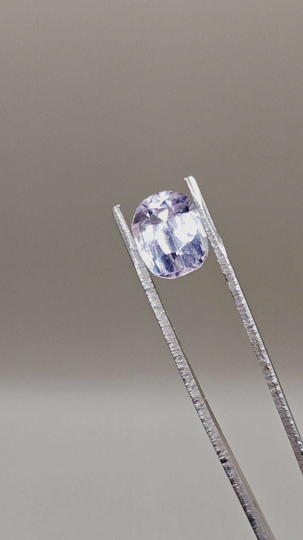 Natural Kunzite — 6.88 ct — Oval