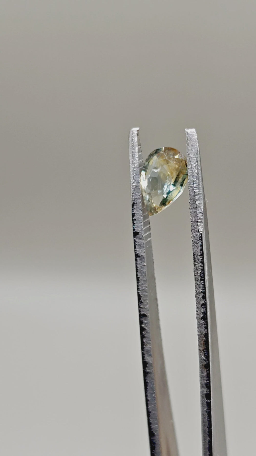 Natural Unheated Sapphire — 1.25 ct — Pear