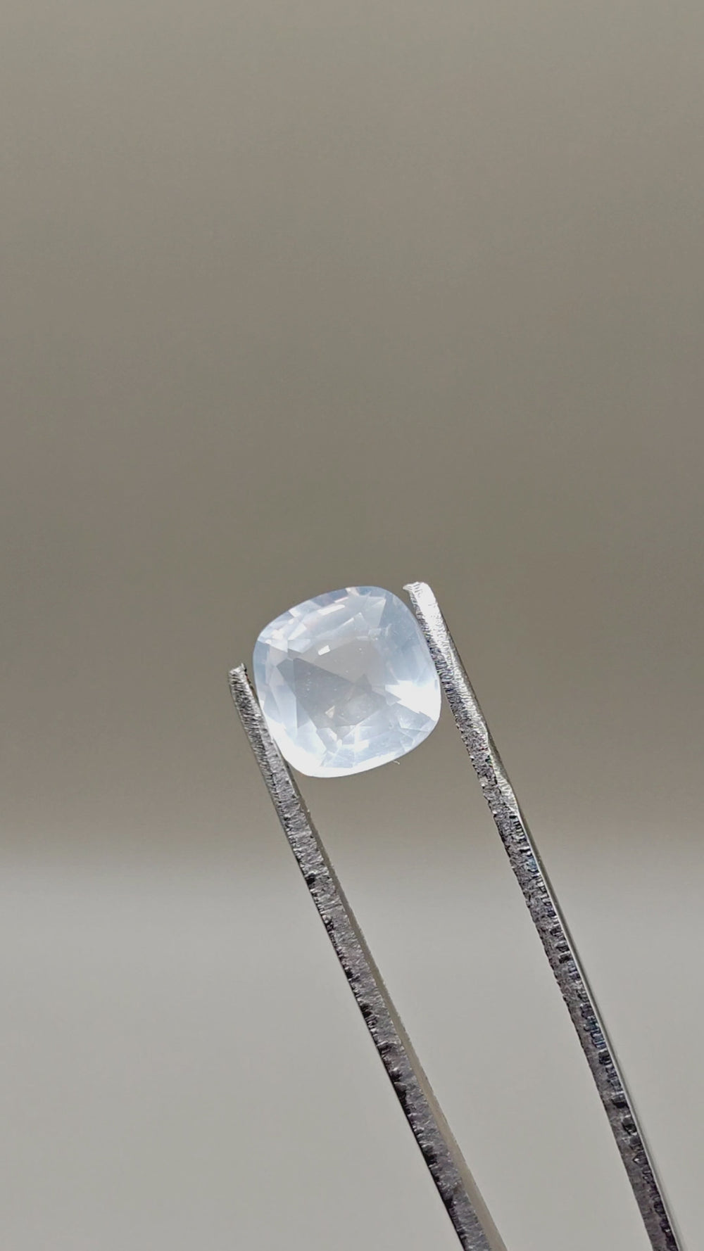 Cuarzo lechoso natural — 3,88 ct — Cojín