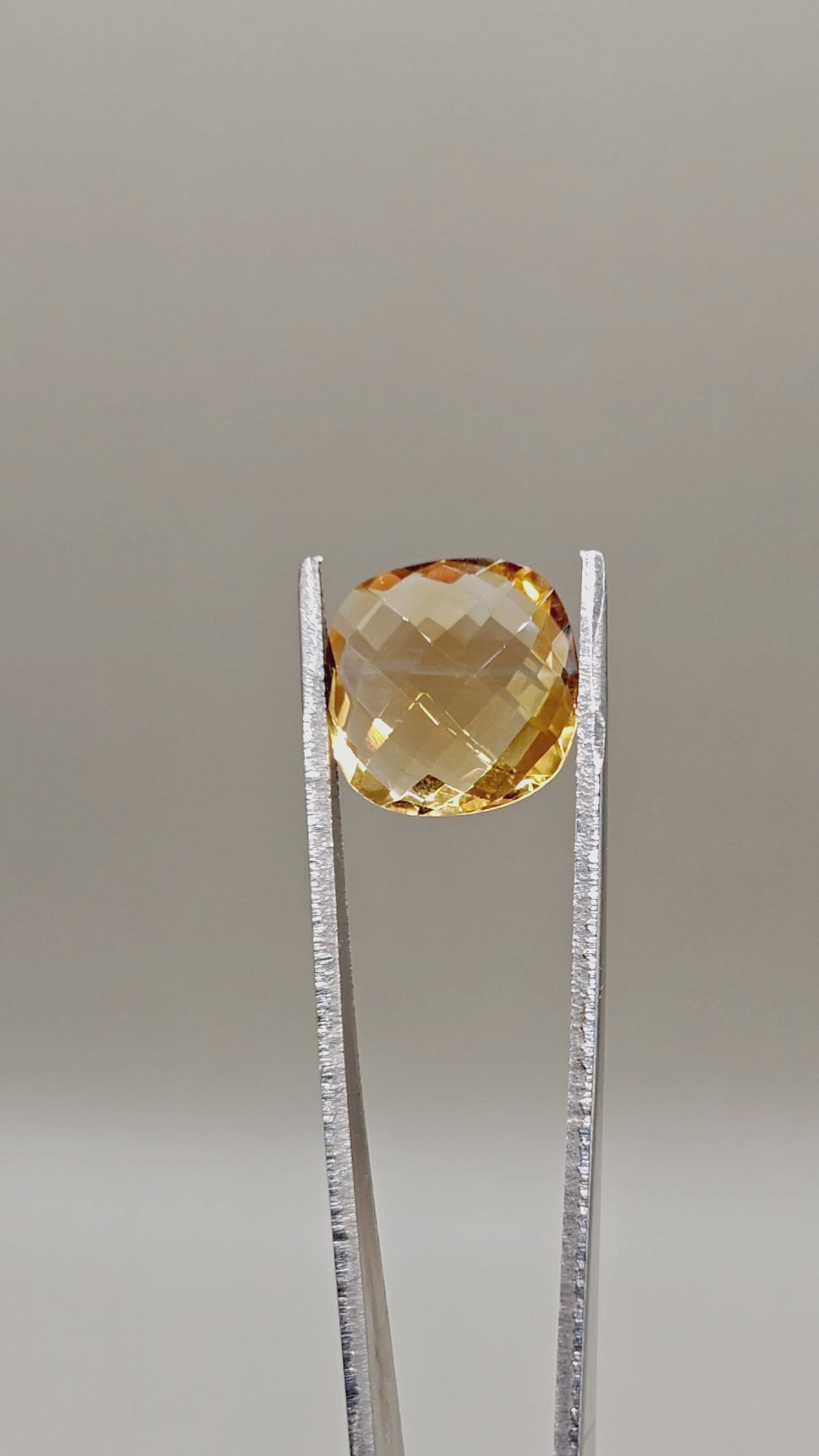 Natürlicher Citrin 8,53 ct Kissenschliff