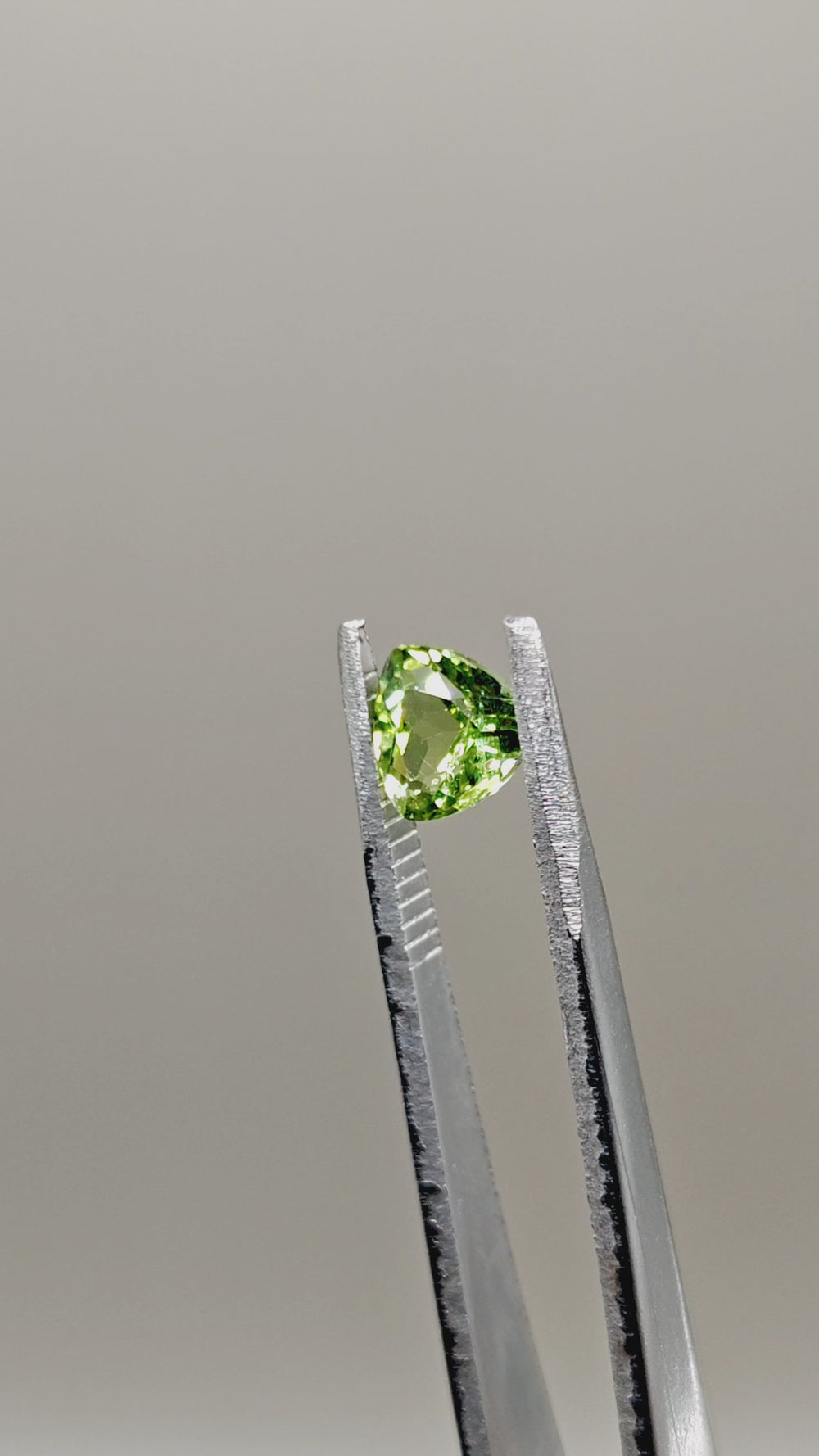 Natural Peridot — 1.30 ct — Trillion