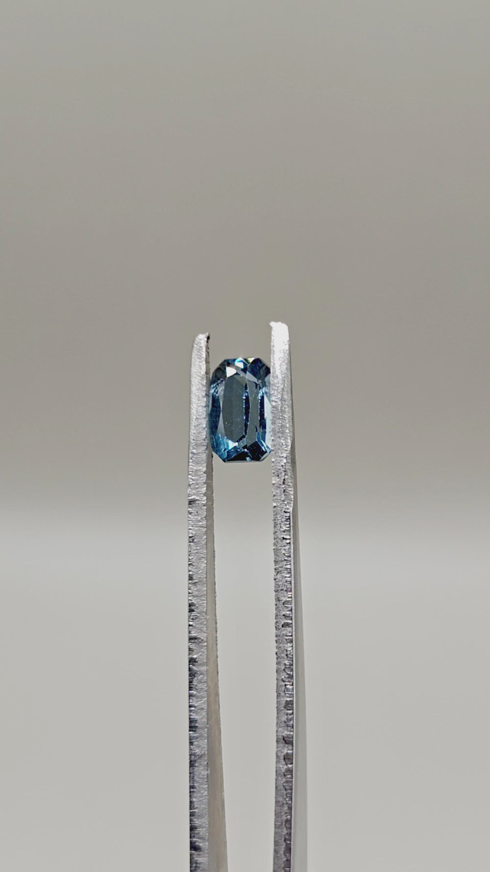 Spinello naturale — 1,35 ct — Ottagonale