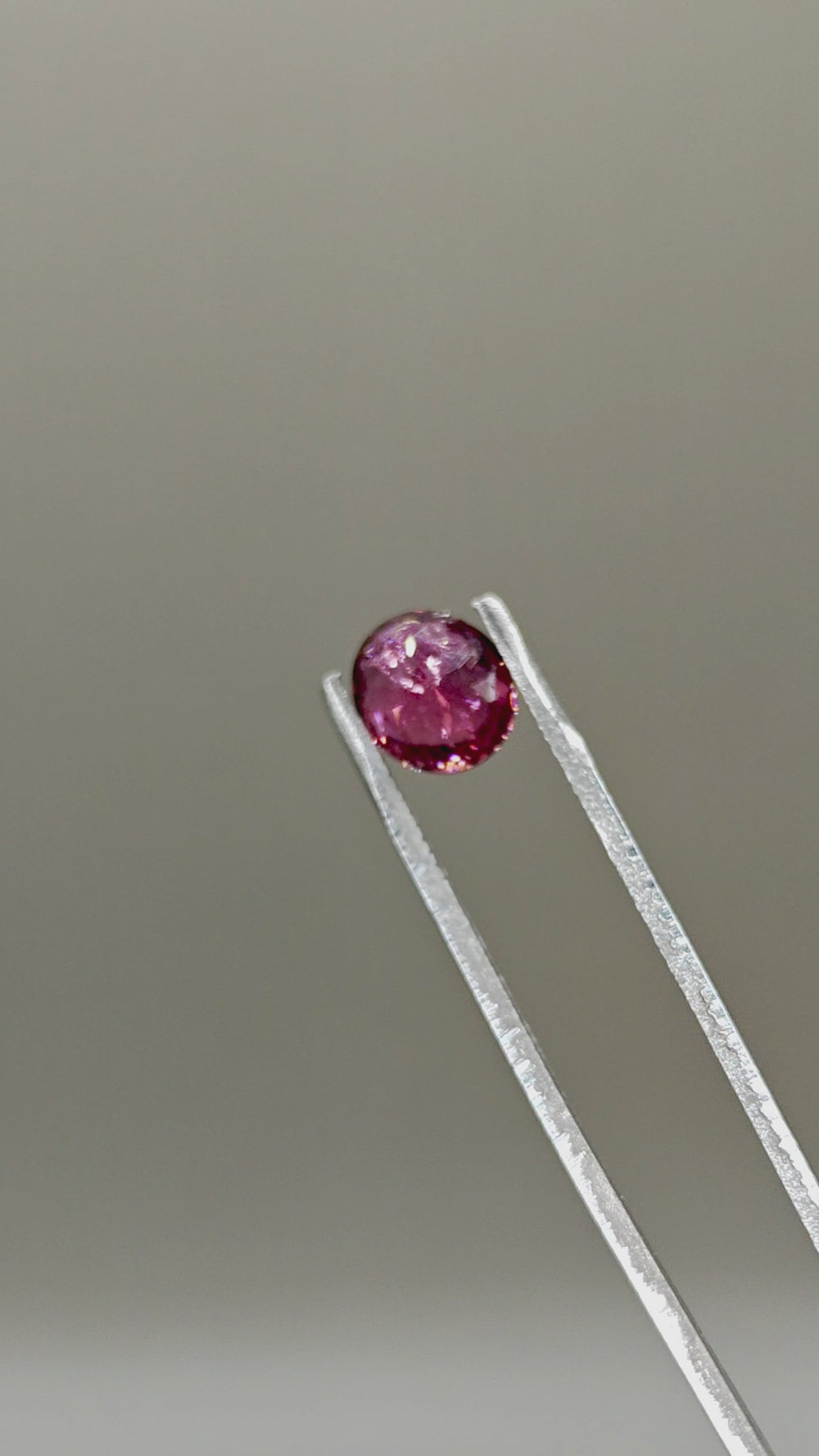 Natural Tourmaline 2.13 ct Oval – video 2