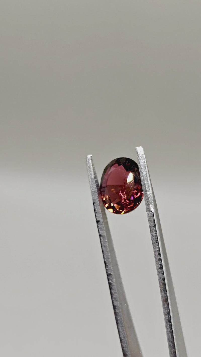 Natural Tourmaline 3.97 ct Oval – video