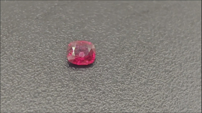 Jedi Spinel naturel de Birmanie — 0,68 ct — Coussin