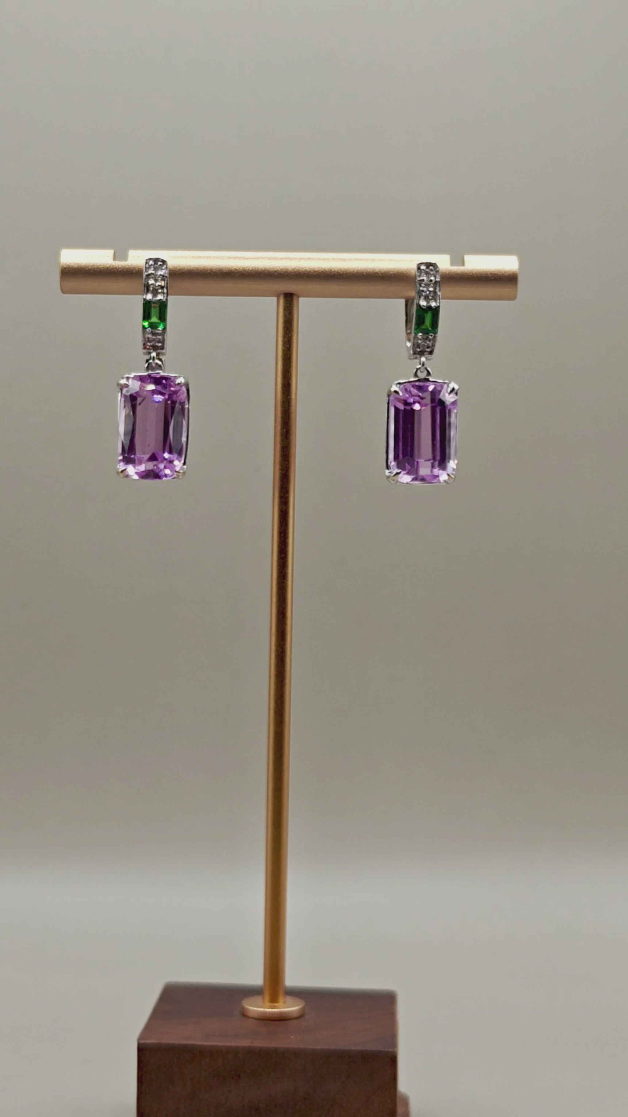 Elyra Kunzite Earrings – video 2