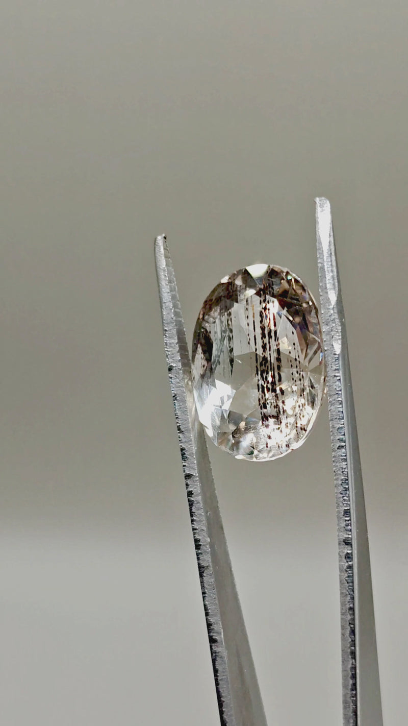 Natural Scapolite 14.89 ct Oval – video