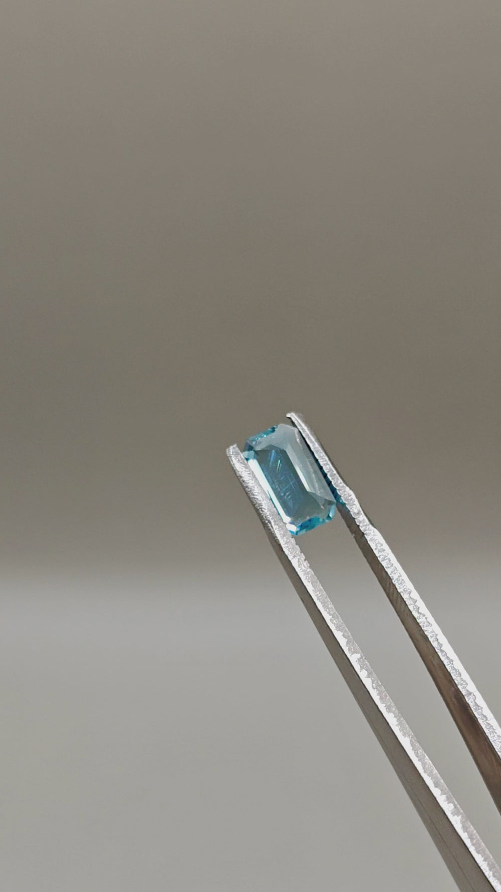 Natural Santa Maria Color Aquamarine 1.55 ct Octagonal – video 2