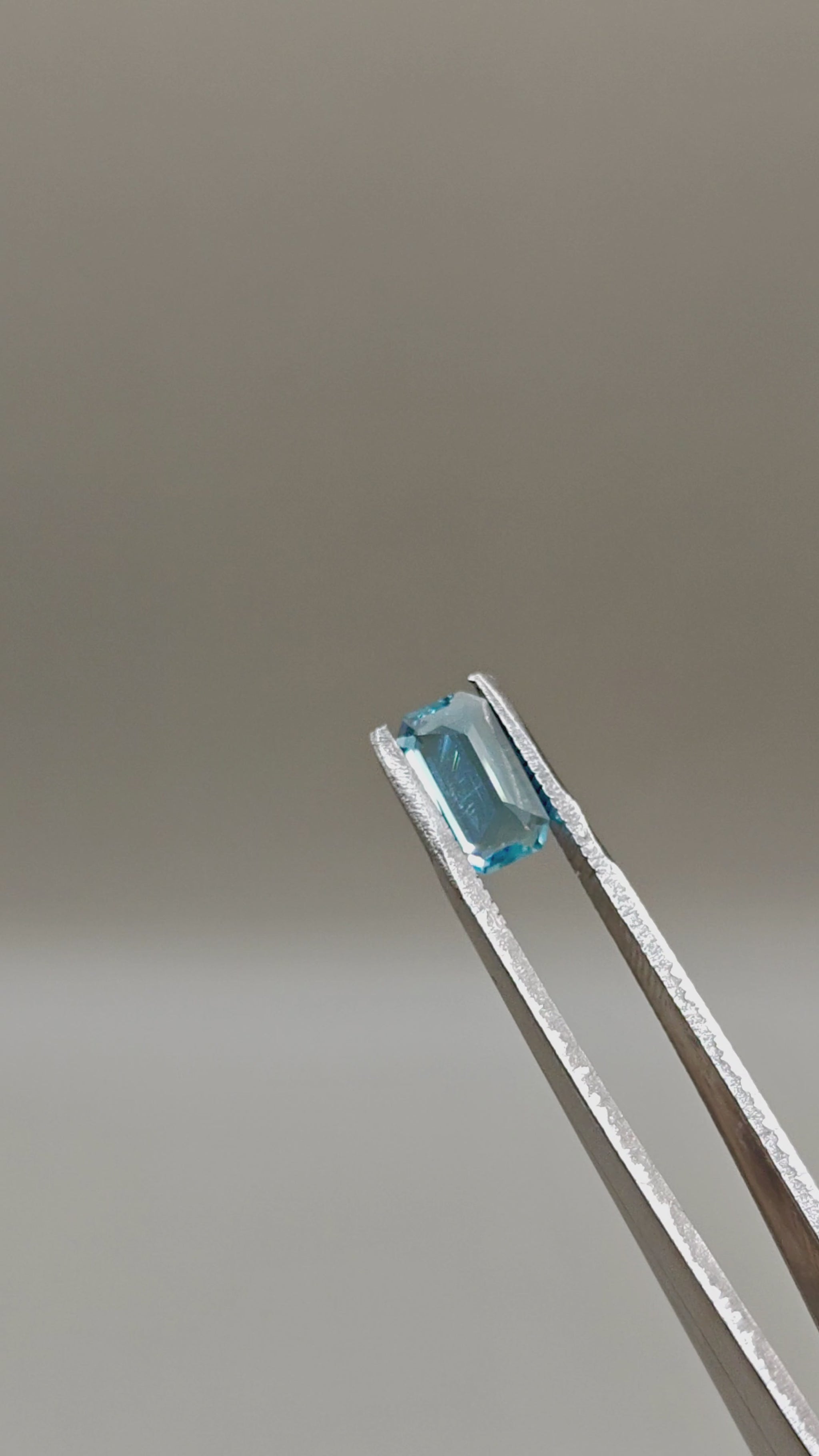 Natural Santa Maria Color Aquamarine 1.55 ct Octagonal – video 2