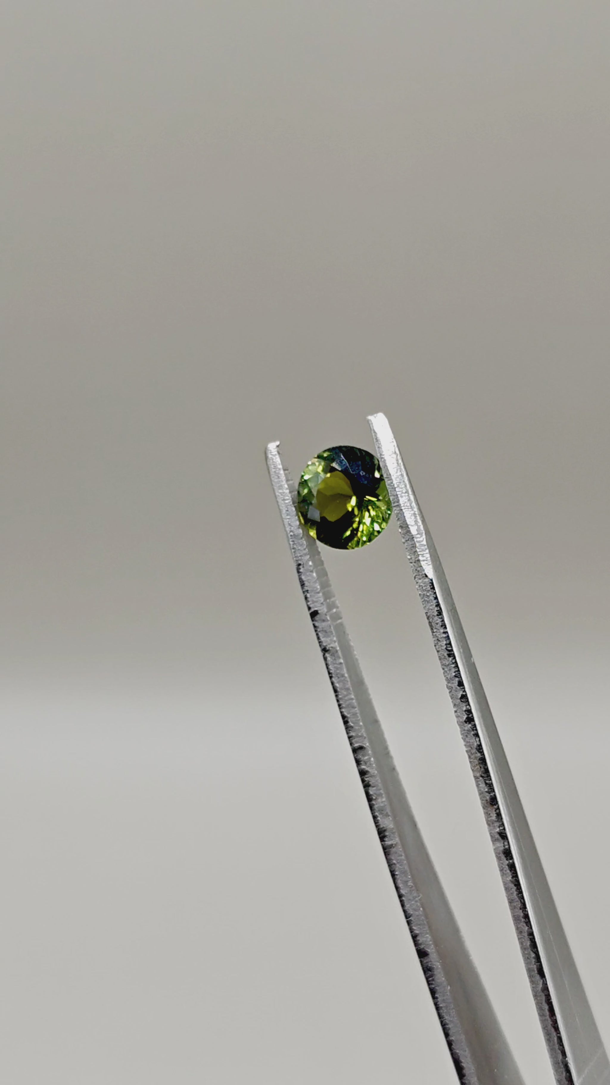 Natural Tourmaline 1.32 ct Round – video