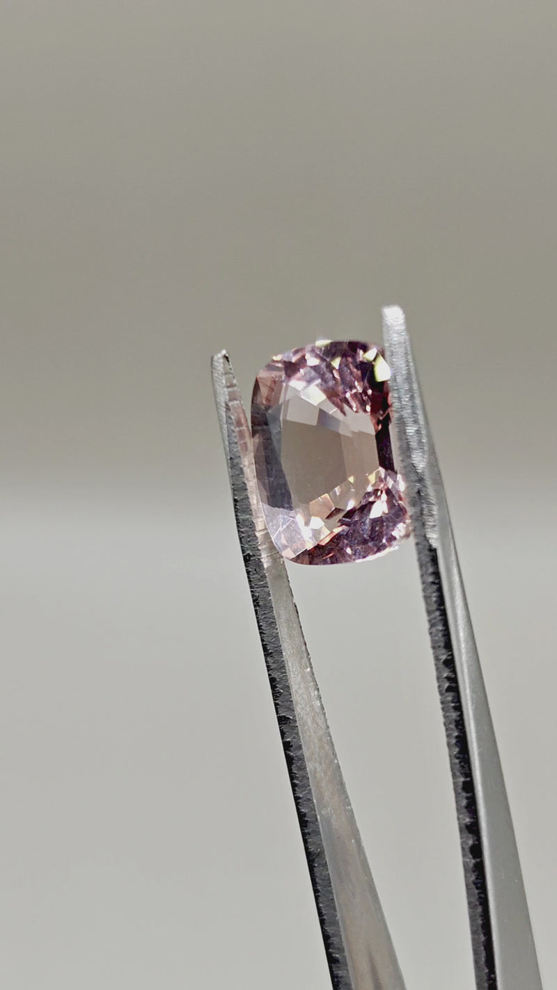 天然Lotus Color（莲花色）摩根石 — 7.11 ct — 枕形