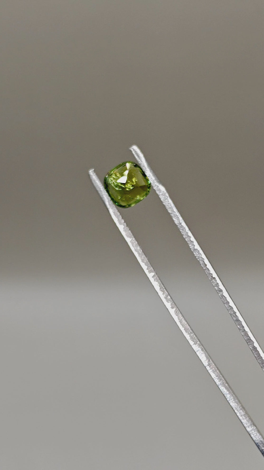 Natural Tourmaline 2.13 ct Cushion – video 2