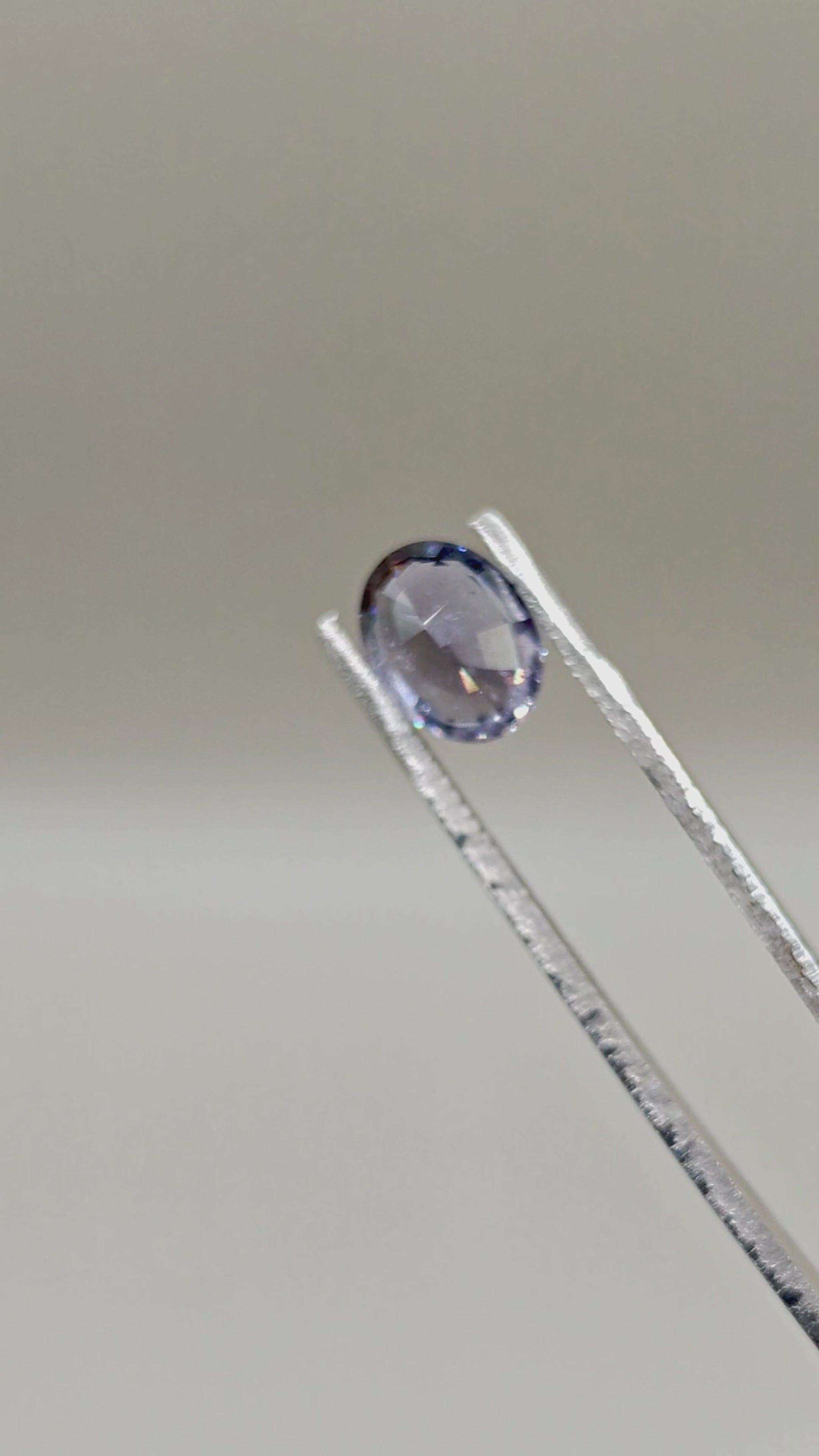 Natural Burmese Spinel 3.14 ct Oval – video 2