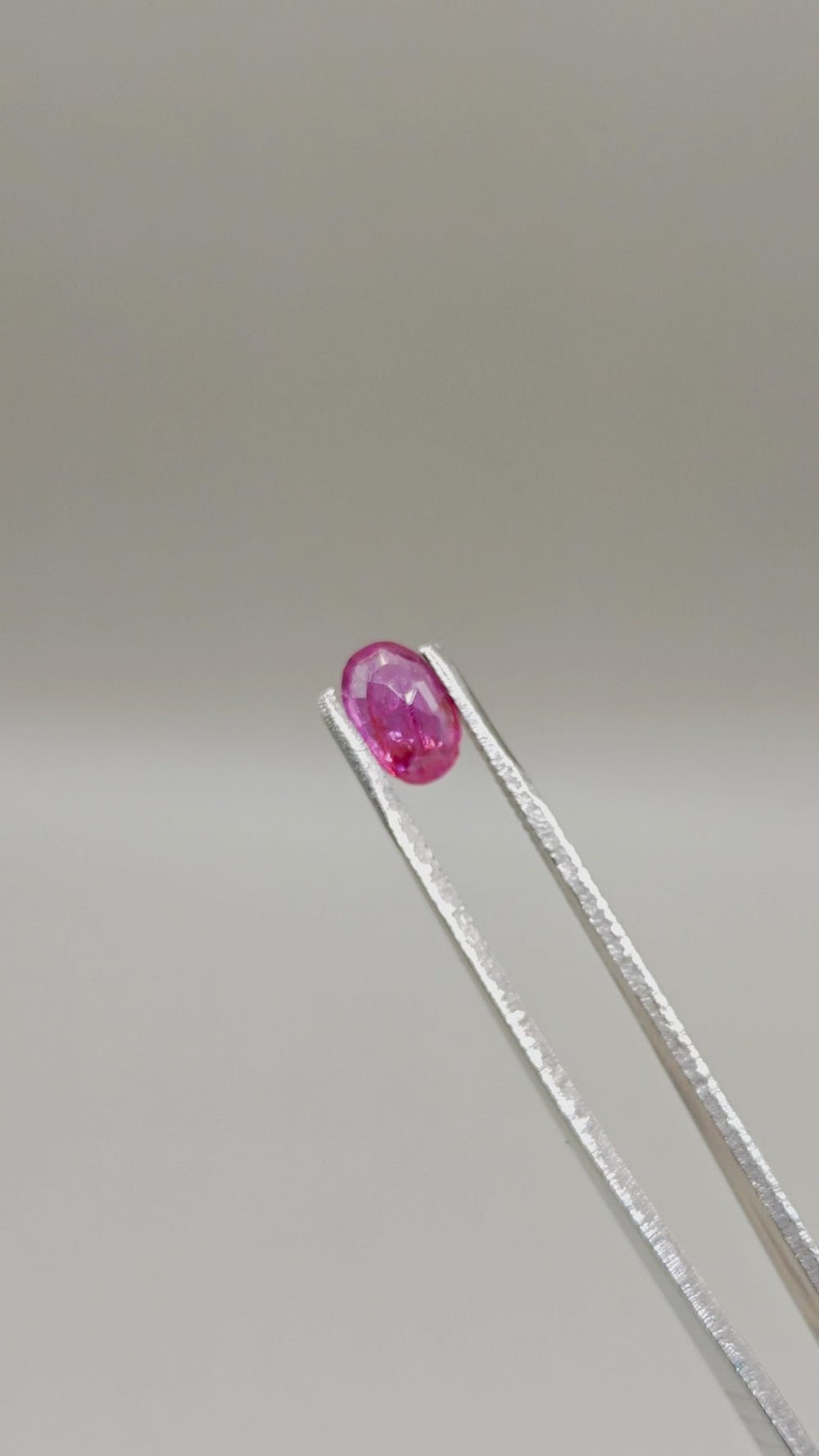 Natural Unheated Burmese Ruby 1.82 ct Oval – video 2