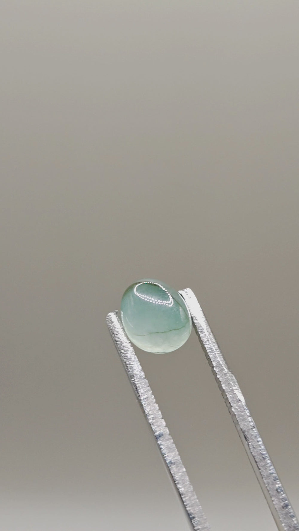 Natural Jadeite Type A 2.02 ct Oval – video