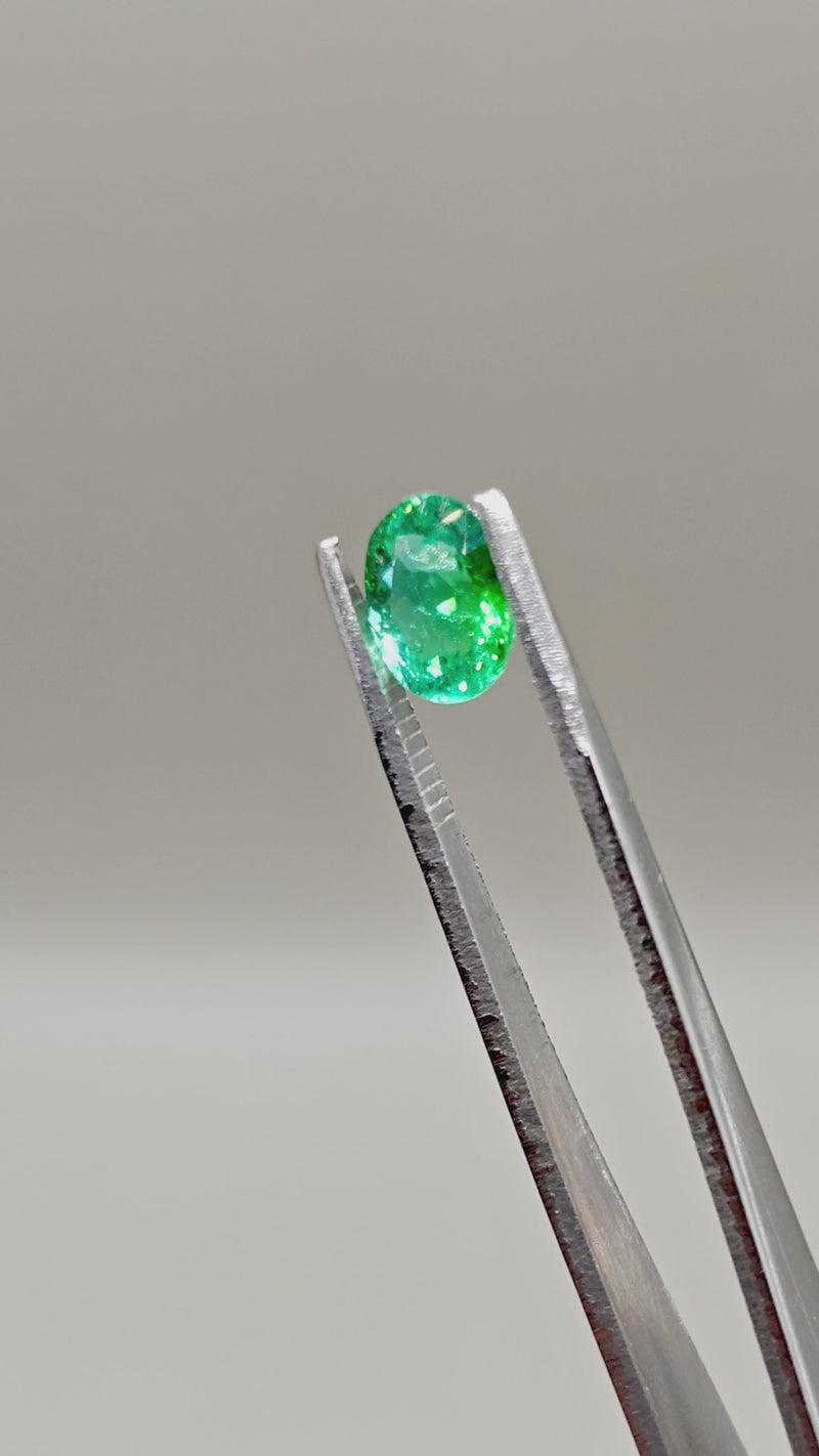 Natural Paraiba Tourmaline 2.32 ct Oval – video
