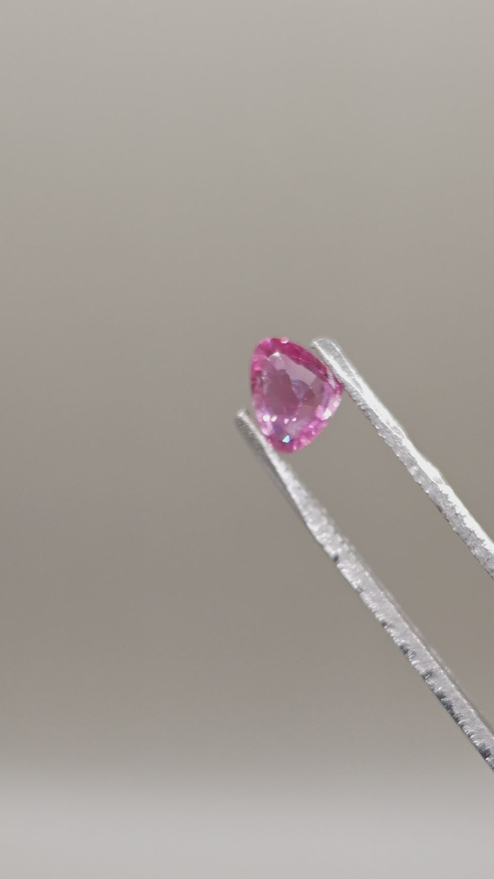 Natural Unheated Padparadscha Sapphire 1.35 ct Pear – video 3