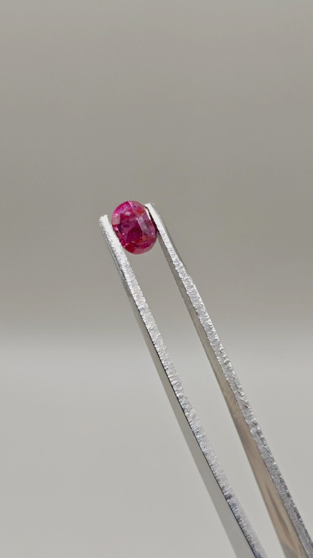 Natural Unheated Ruby 1.17 ct Oval – video 2