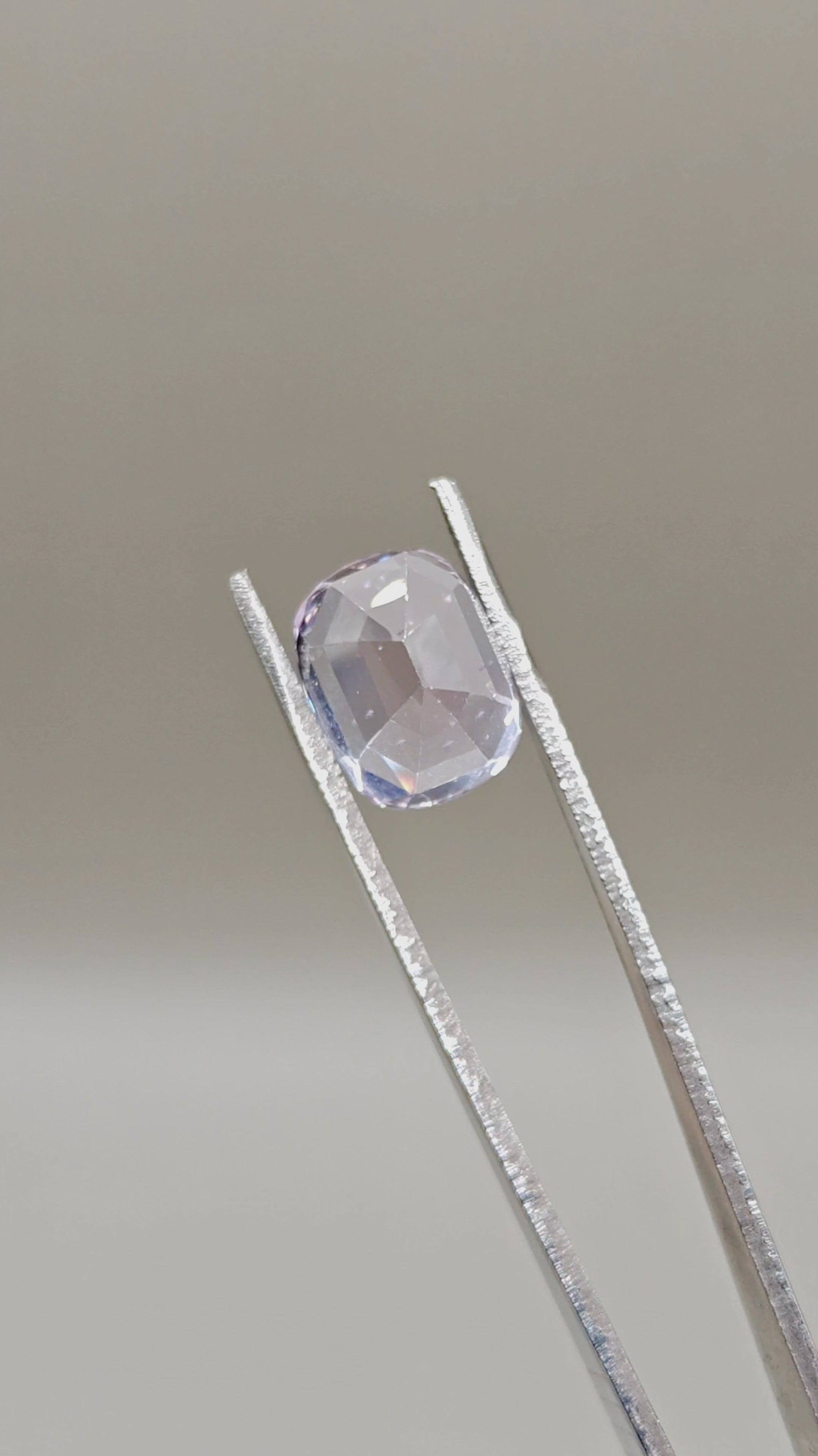 Natural Kunzite 13.28 ct Cushion – video 2