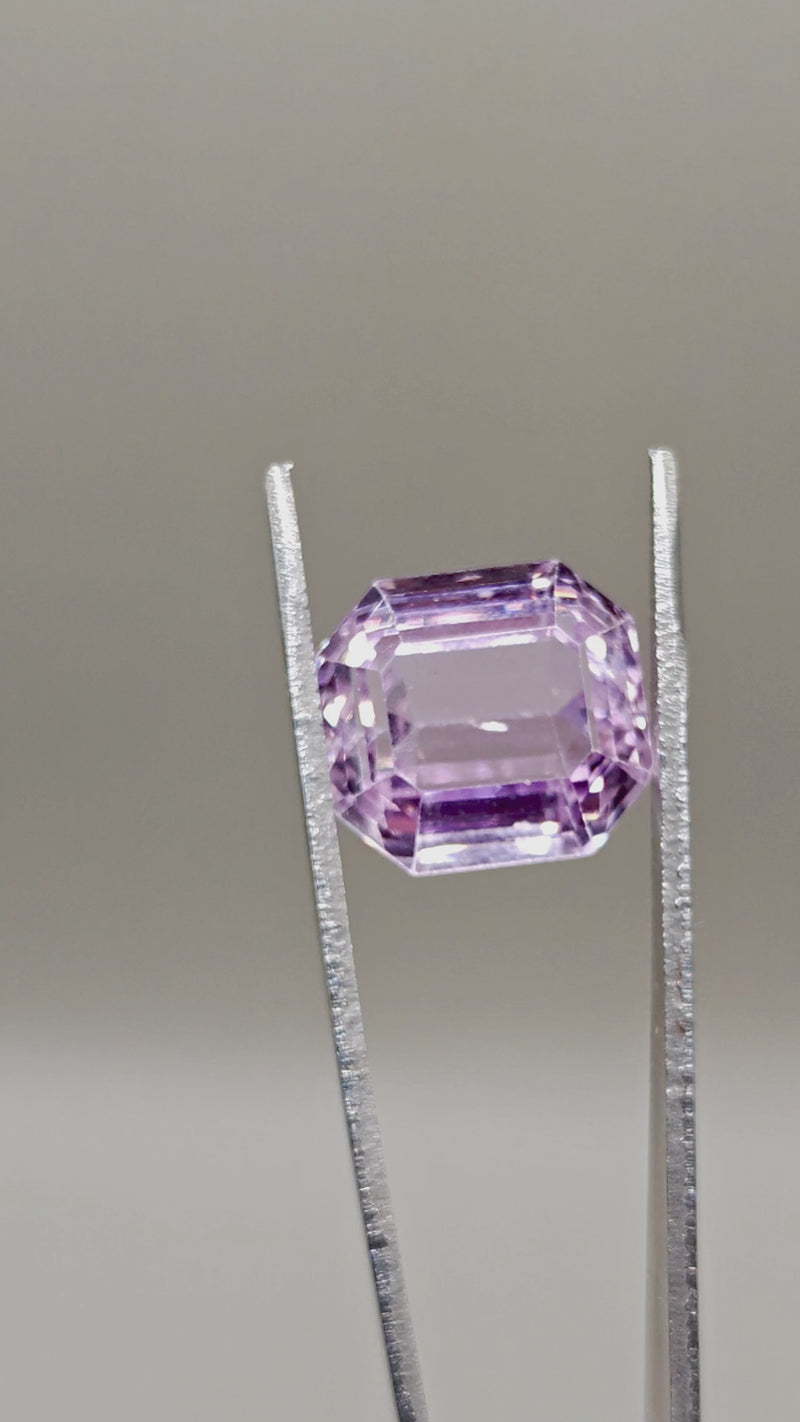 Natural Kunzite 19.45 ct Octagonal – video