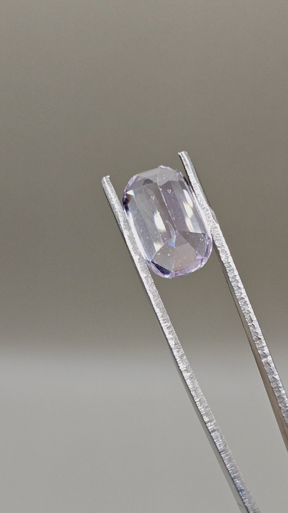Natural Kunzite 11.07 ct Cushion – video 2