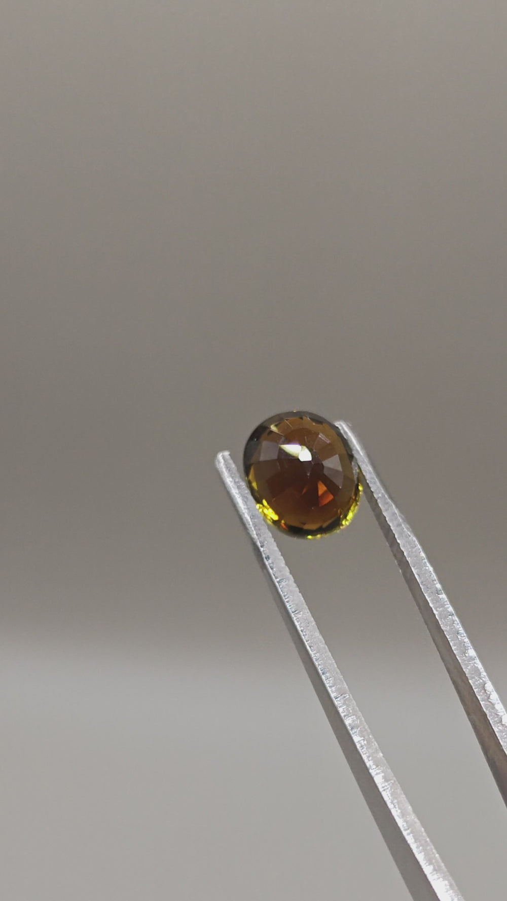 Natural Tourmaline 3.76 ct Oval – video 2