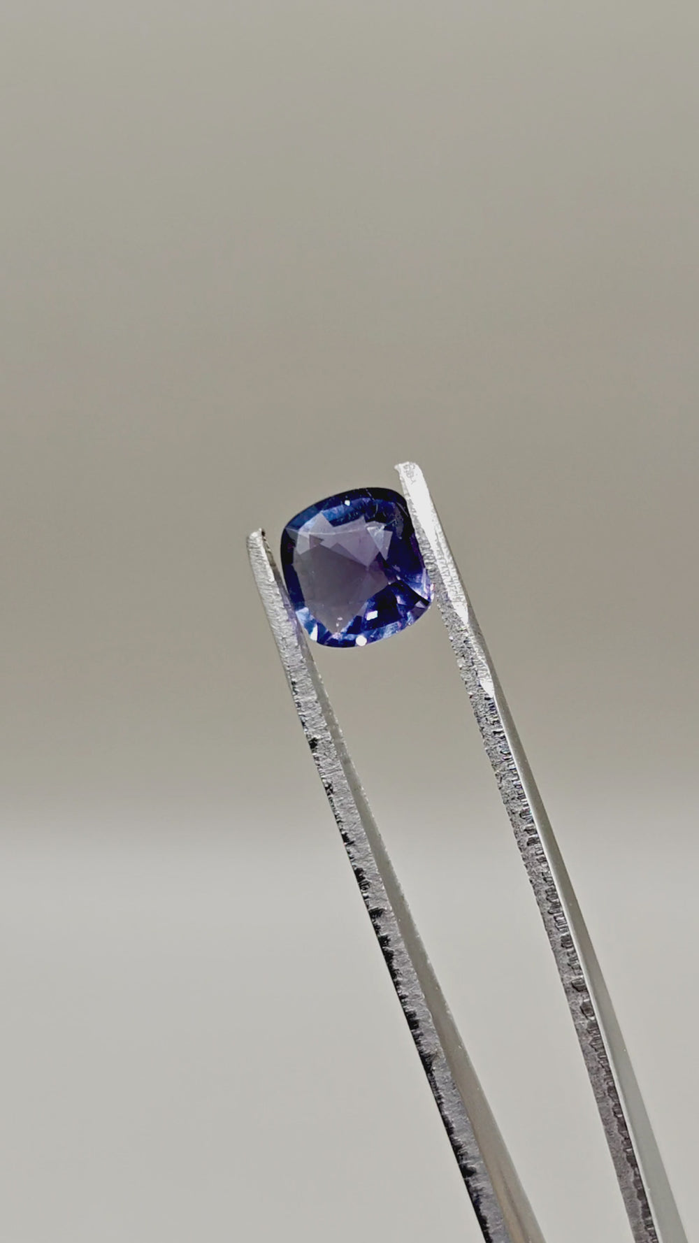 Natural Color-Change Fluorite 2.90 ct Cushion – video