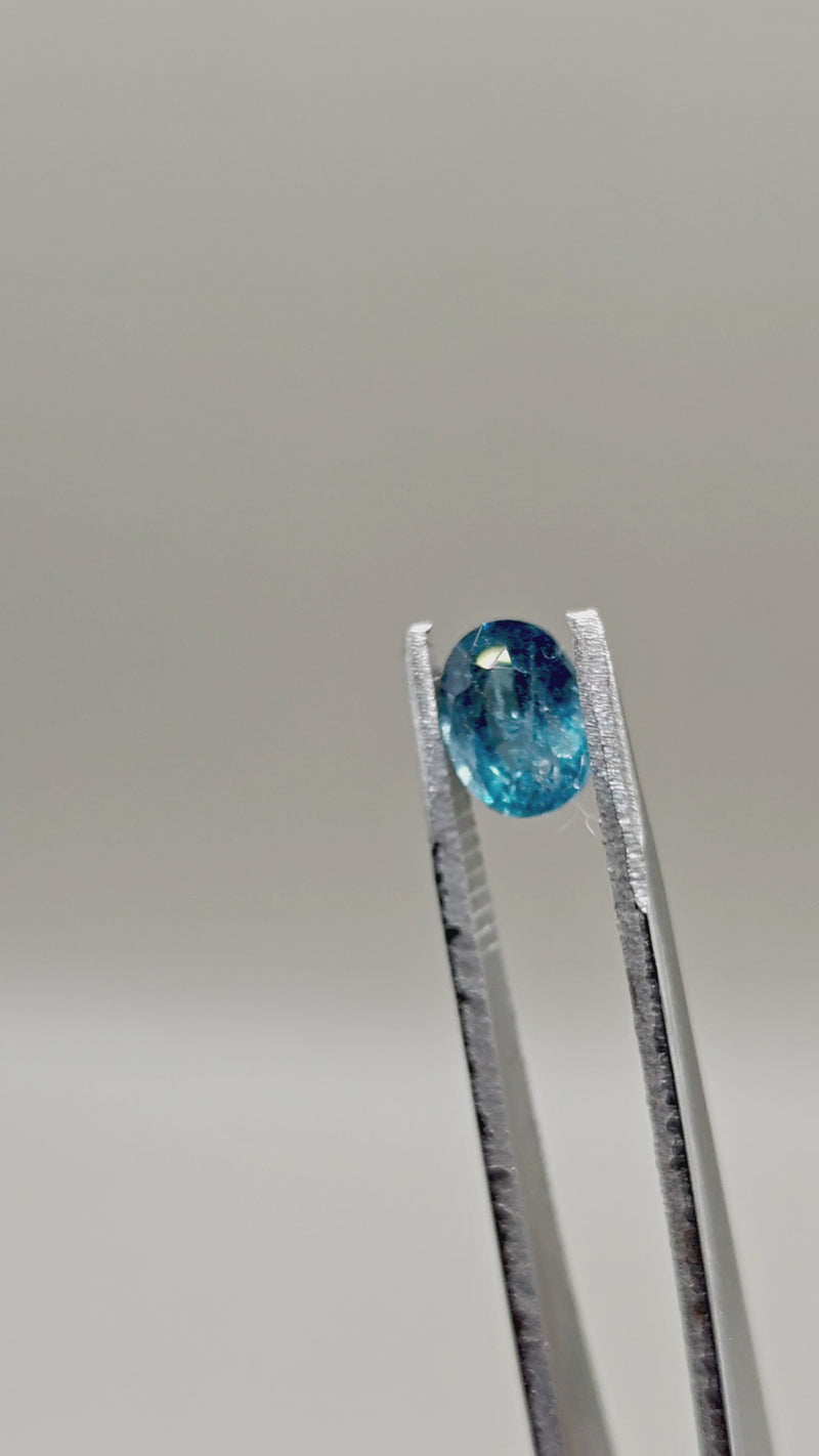 Natural Spinel — 1.68 ct — Oval