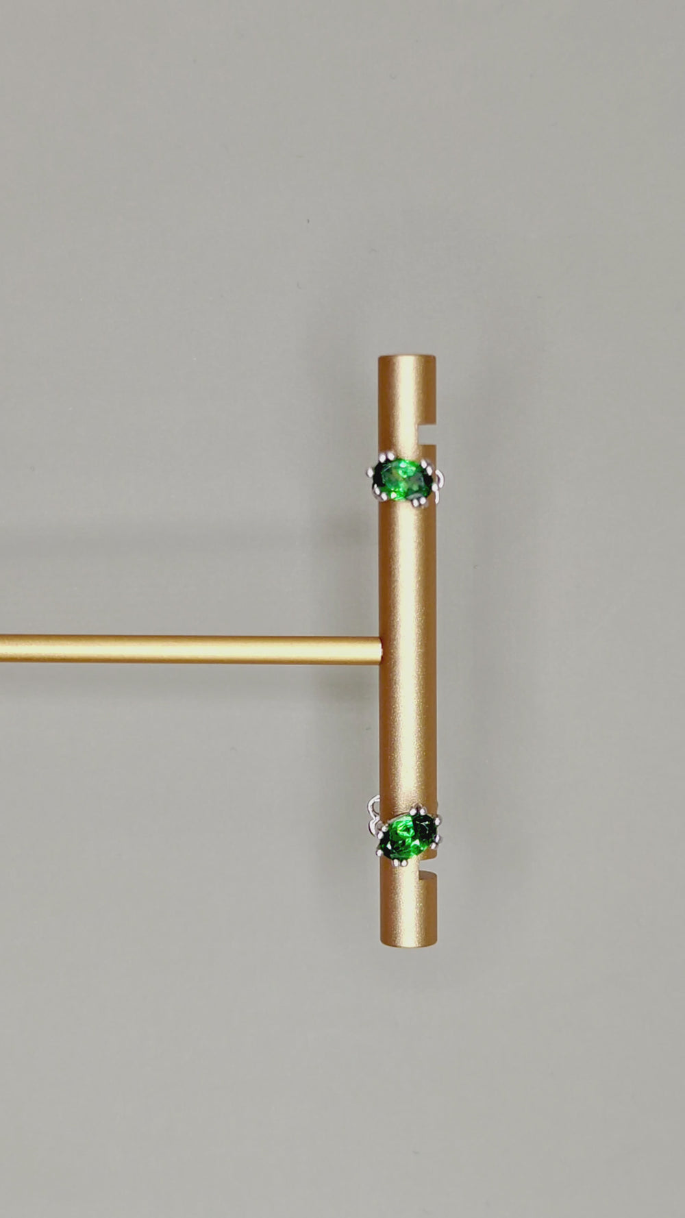 Tavira Tsavorite Stud Earrings – video 3