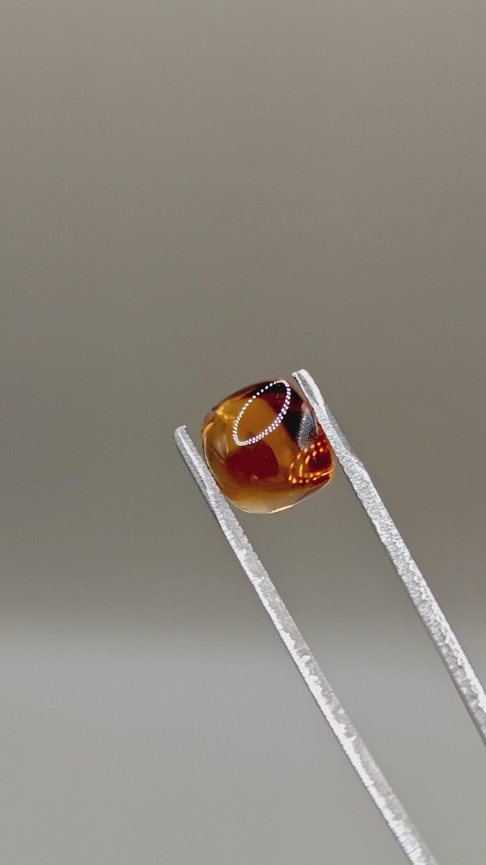 Natural Citrine 6.67 ct Sugarloaf – video