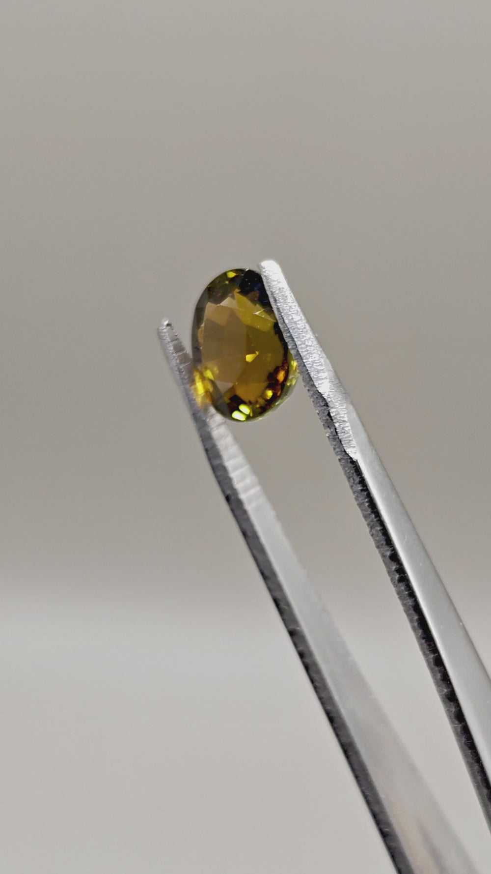 Natural Tourmaline 3.76 ct Oval – video