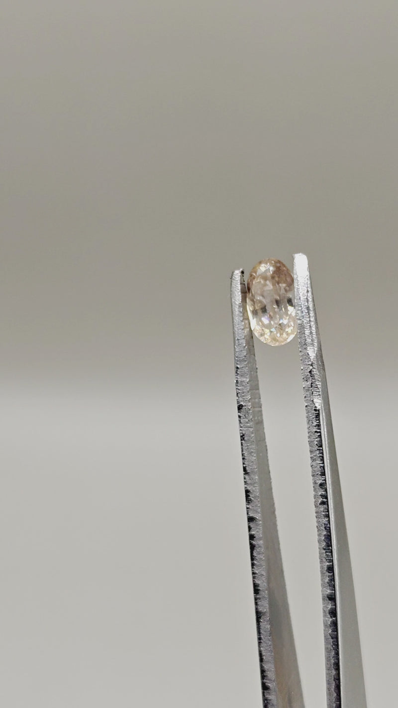 Natural Zircon 1.66 ct Oval – video