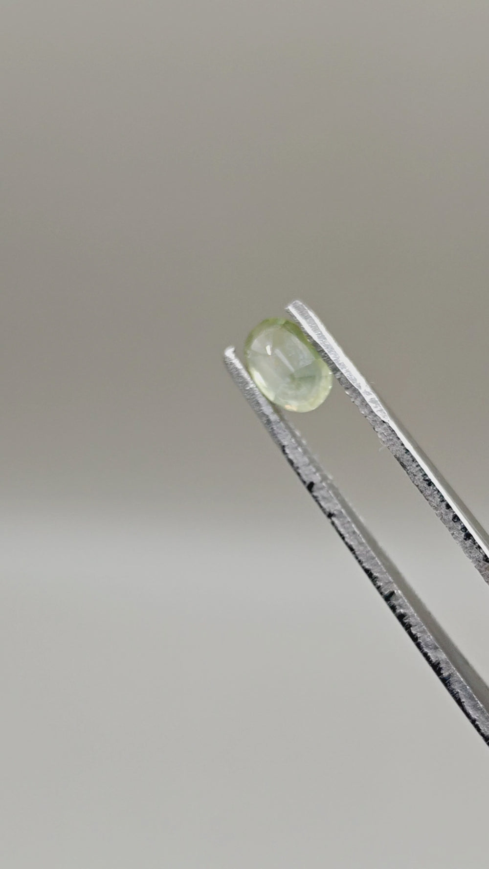 Natural Unheated Sapphire 1.26 ct Oval – video 2