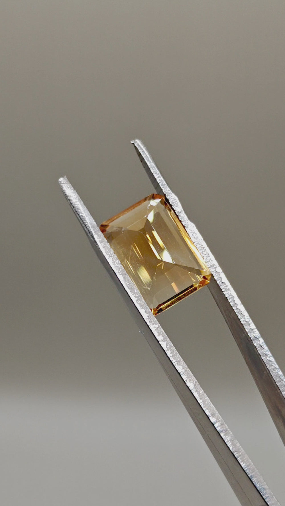 Natural Citrine 6.90 ct Octagonal – video 2
