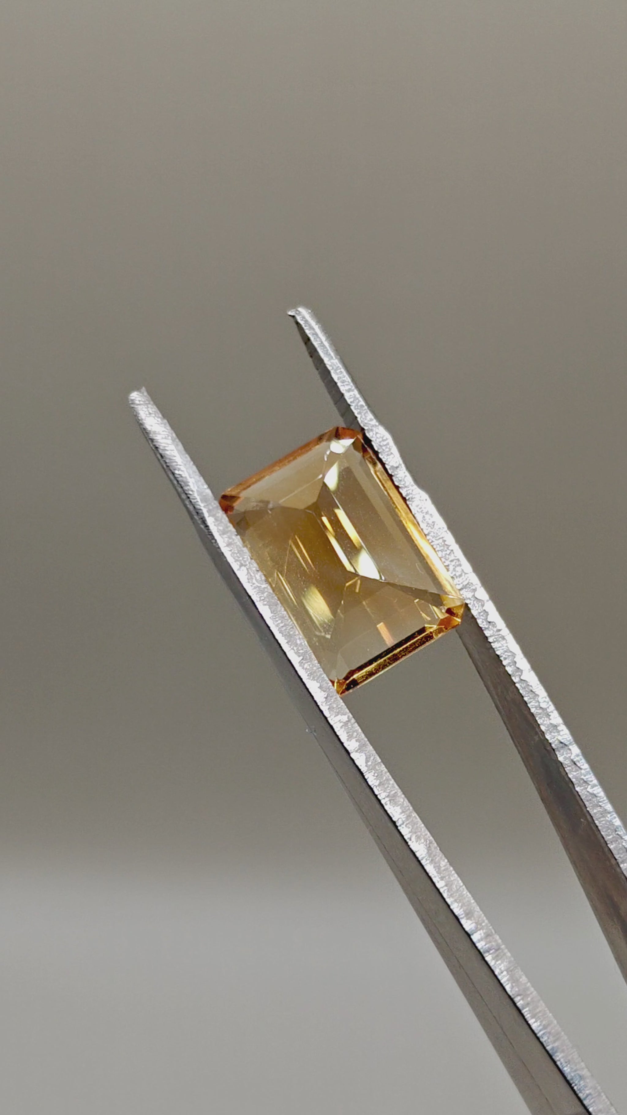 Natural Citrine 6.90 ct Octagonal – video 2