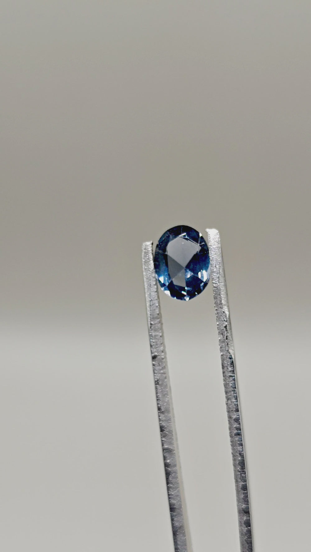 Natural Spinel 1.23 ct Oval – video
