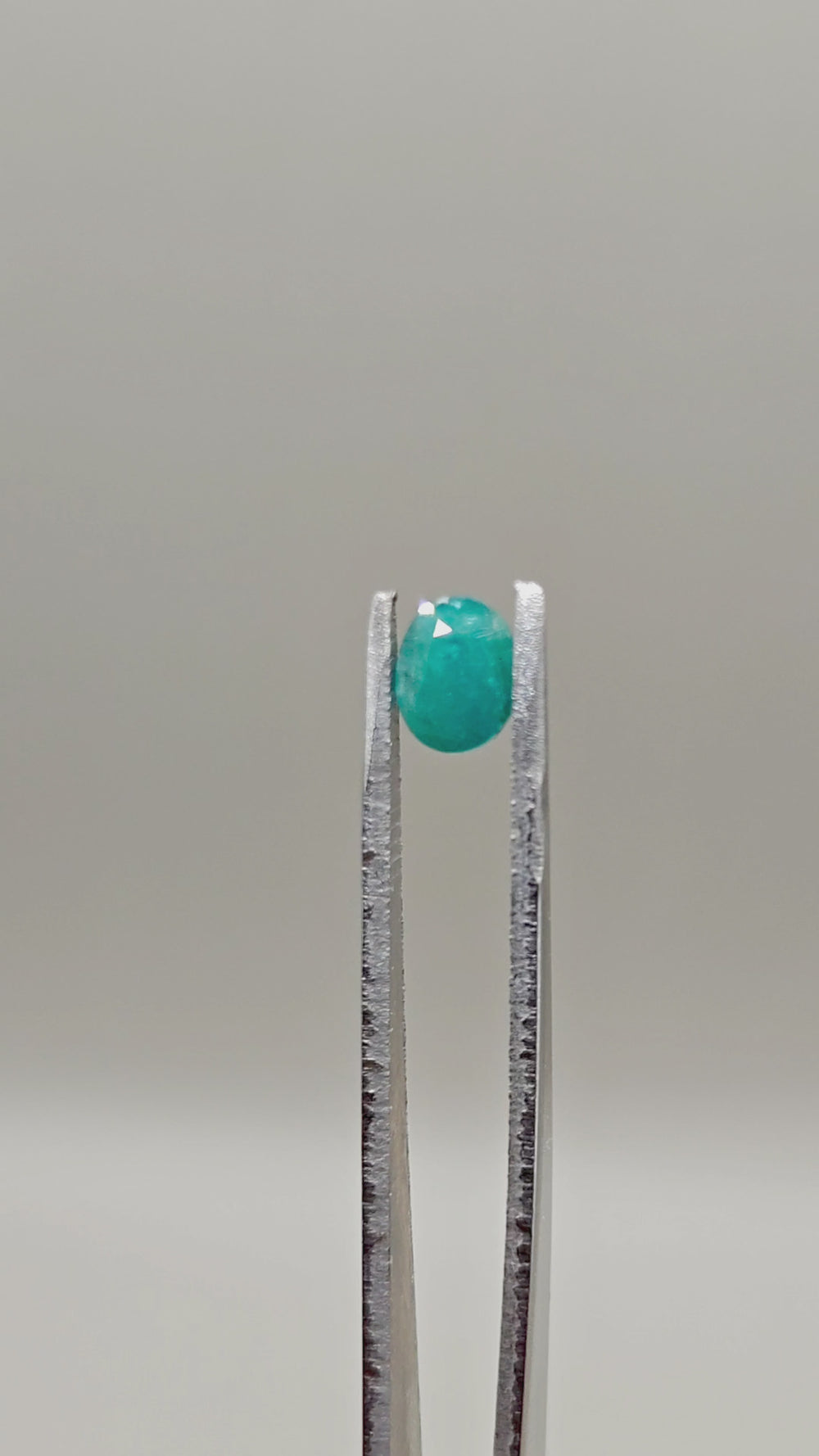 Natural Grandidierite 1.25 ct Oval – video