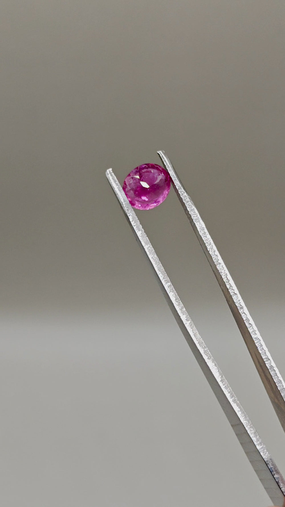 Natural Rubellite Tourmaline 1.72 ct Oval – video 2