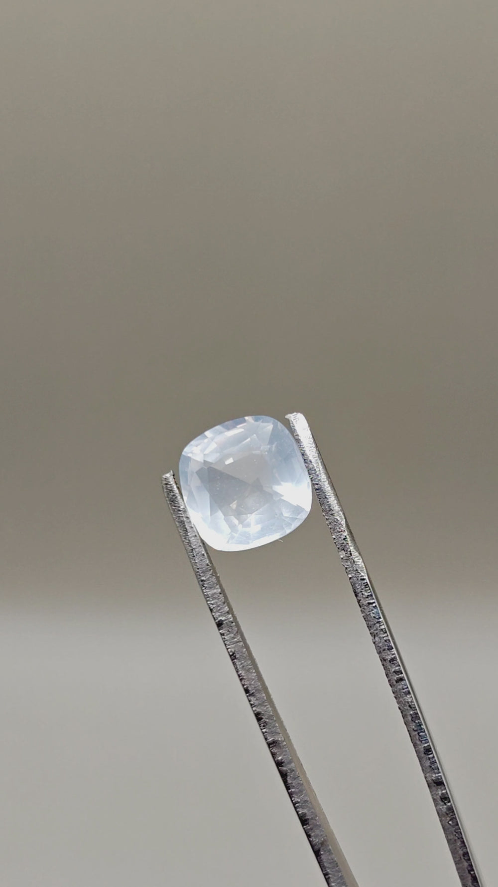 Natural Milky Quartz 3.88 ct Cushion – video