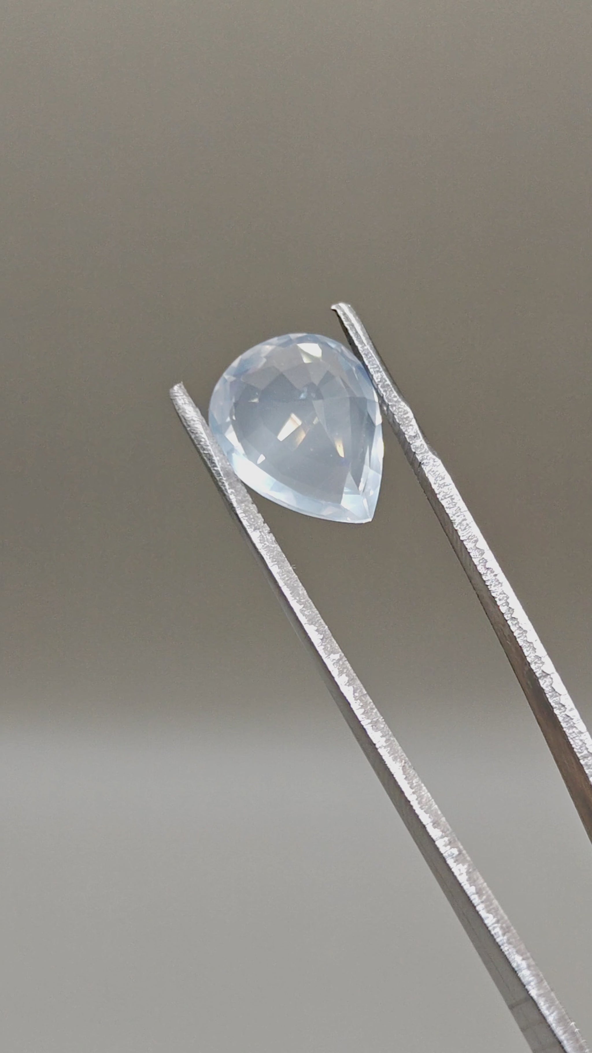 Natural Milky Quartz 6.50 ct Pear – video 2