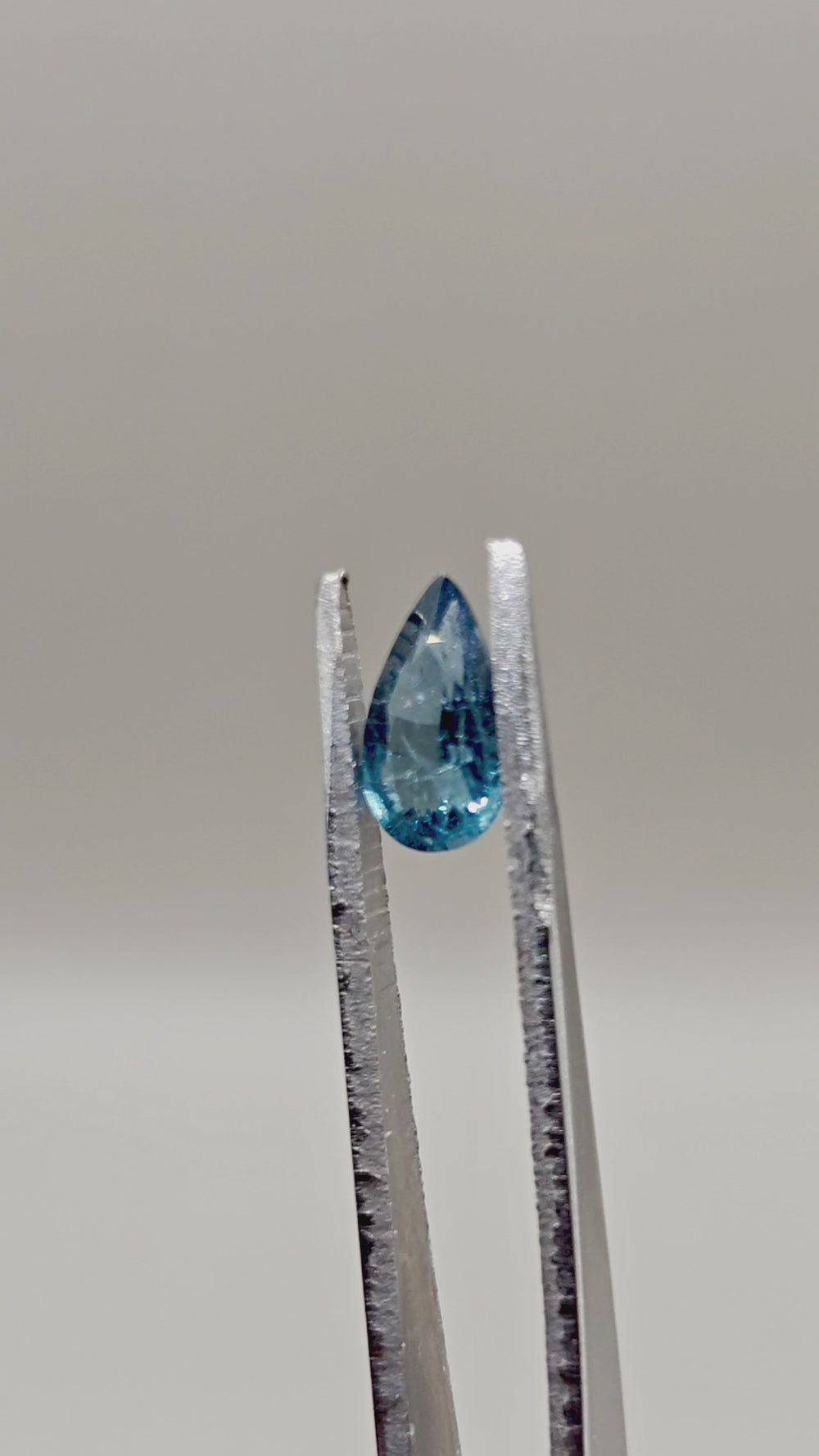 Natural Spinel 1.59 ct Pear – video