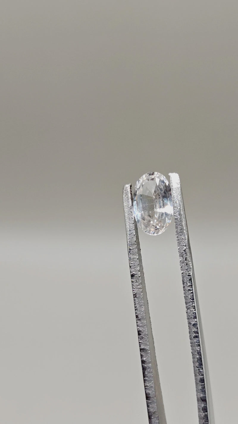 Natural Zircon 1.61 ct Oval – video