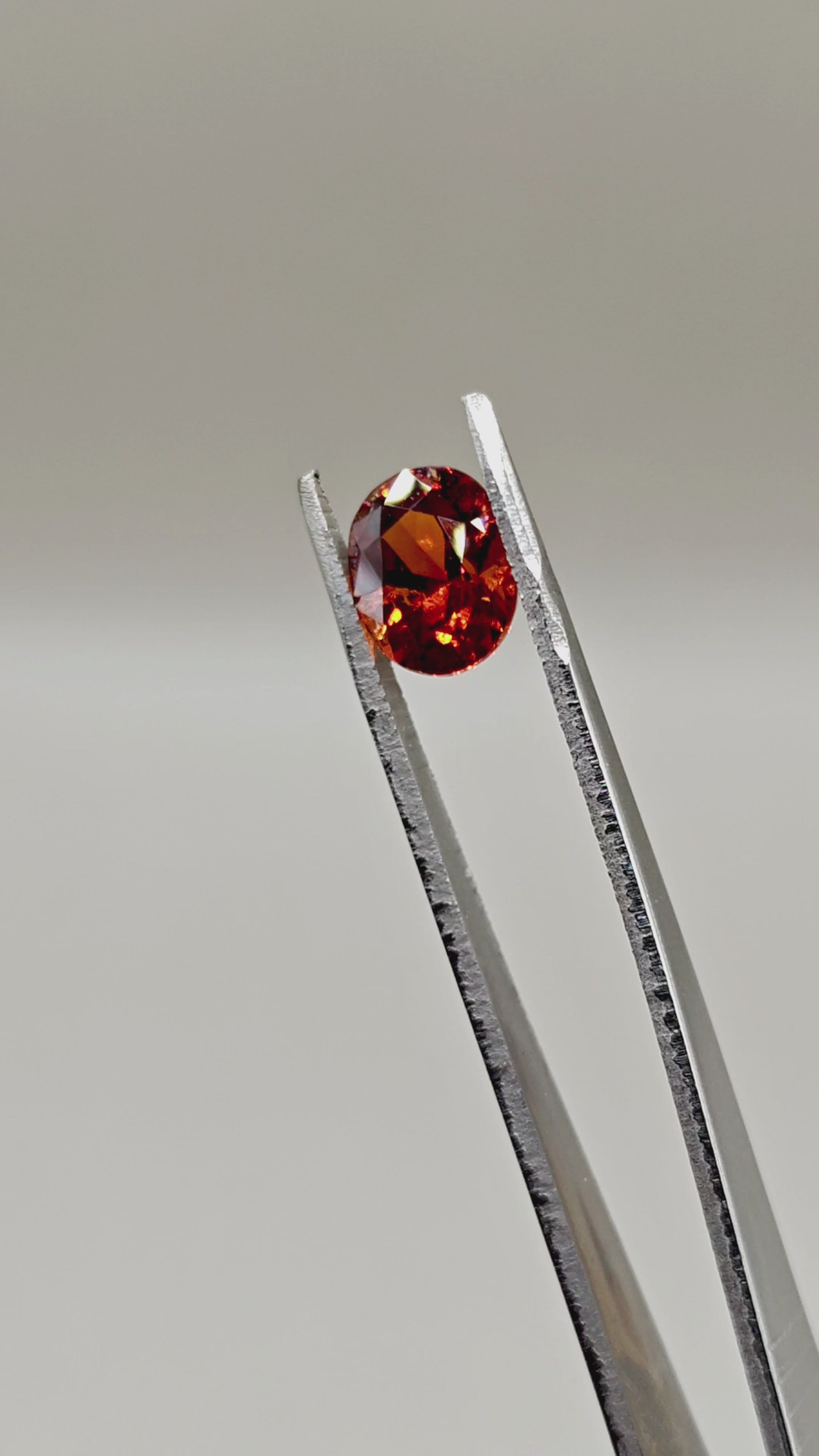 Natural Hessonite 4.53 ct Oval – video