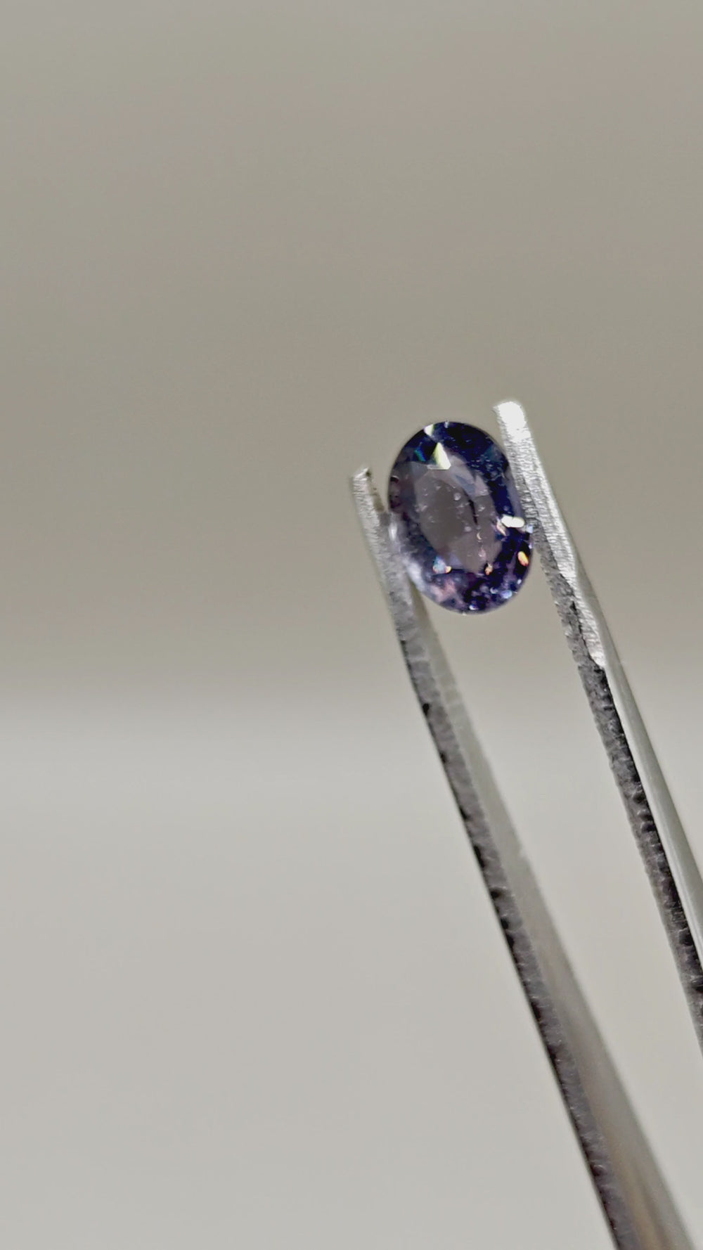 Natural Burmese Spinel 3.14 ct Oval – video