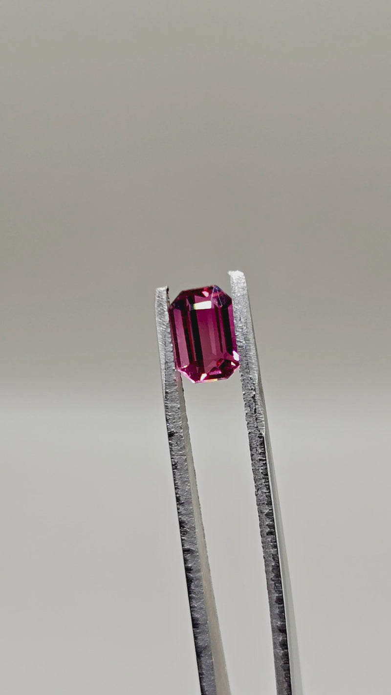 Natural Tourmaline 1.85 ct Cushion – video