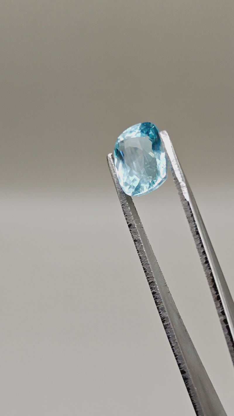 Natural Aquamarine 5.31 ct Cushion – video