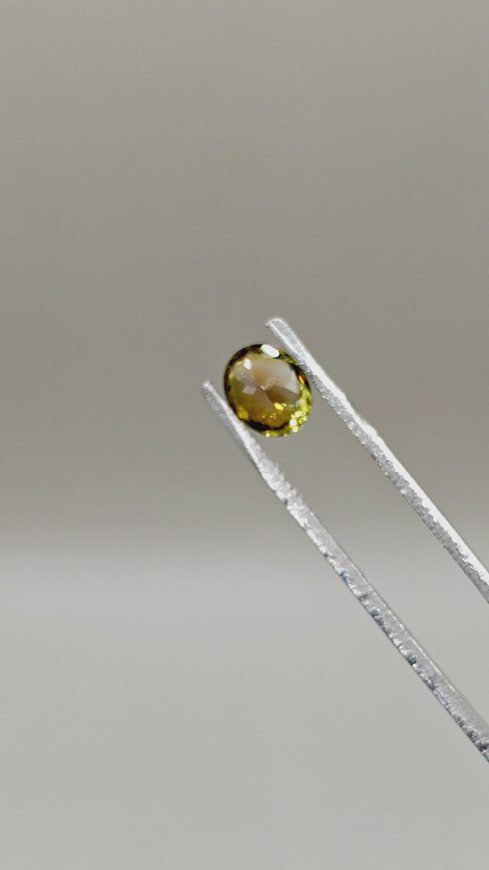 Natural Tourmaline 1.53 ct Oval – video 2